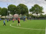 Laatste training S.K.N.W.K. JO9-1 van seizoen 2022-2023 (partijtje tegen de ouders) (166/178)